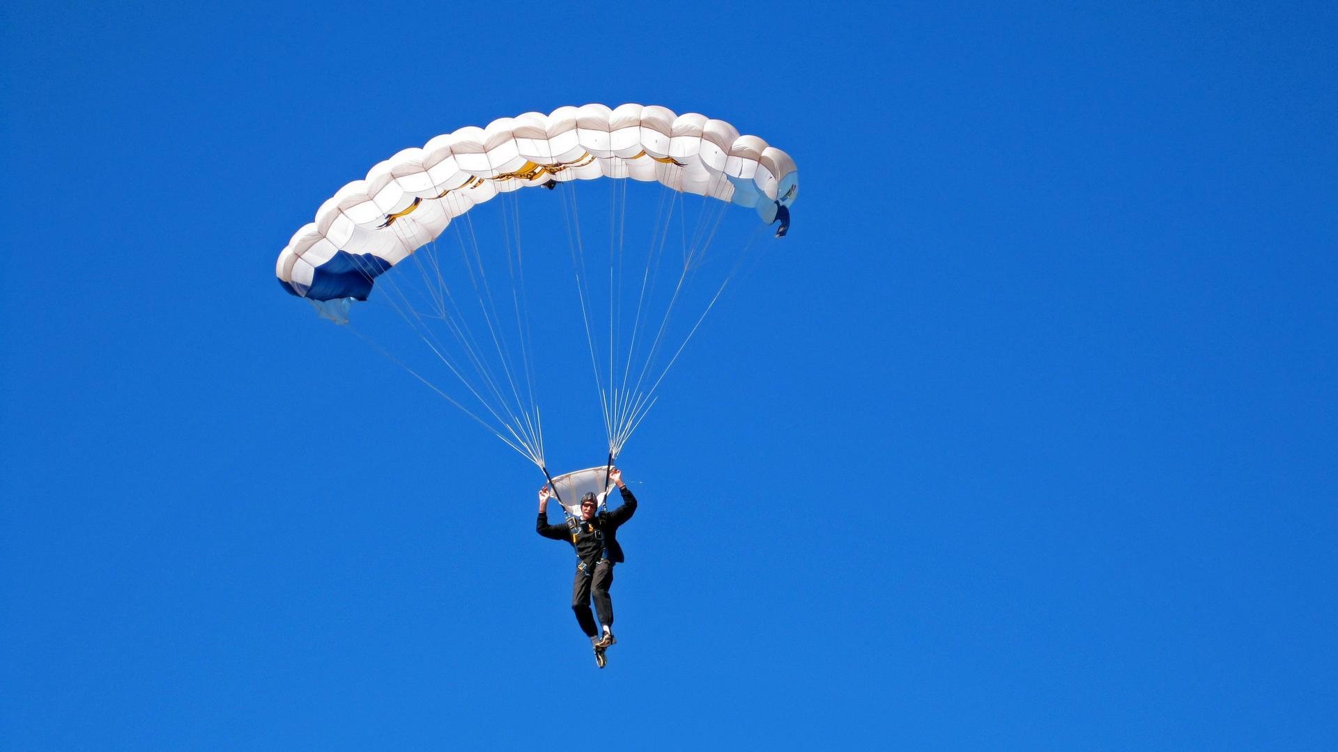 塞尔·拉恩：迅猛的速度和突破能力，让他成为全黑队进攻的杀手锏